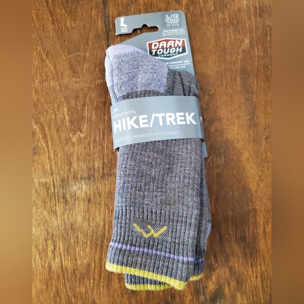 Darn Tough | Womens Merino Wool Hike/Trek Crew Socks - Size: Large